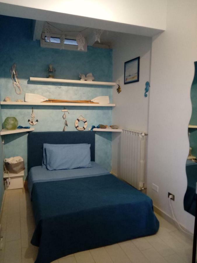 Little Paradise Casa Vacanze マルゲリータ・ディ・サヴォイア エクステリア 写真